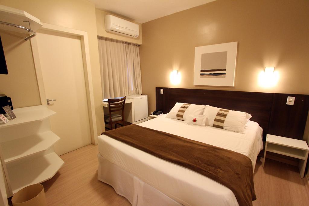 Hotel Curi Executive Пелотас Стая снимка